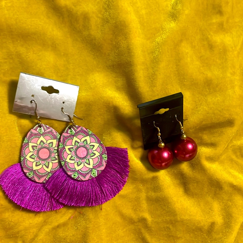 Dazzlers 2 pair for the price of 1! Earrings for pierced ears.